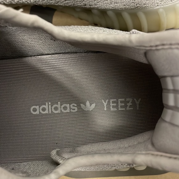 YEEZY 350 Sesame Sz9.5 - Picture 5 of 5